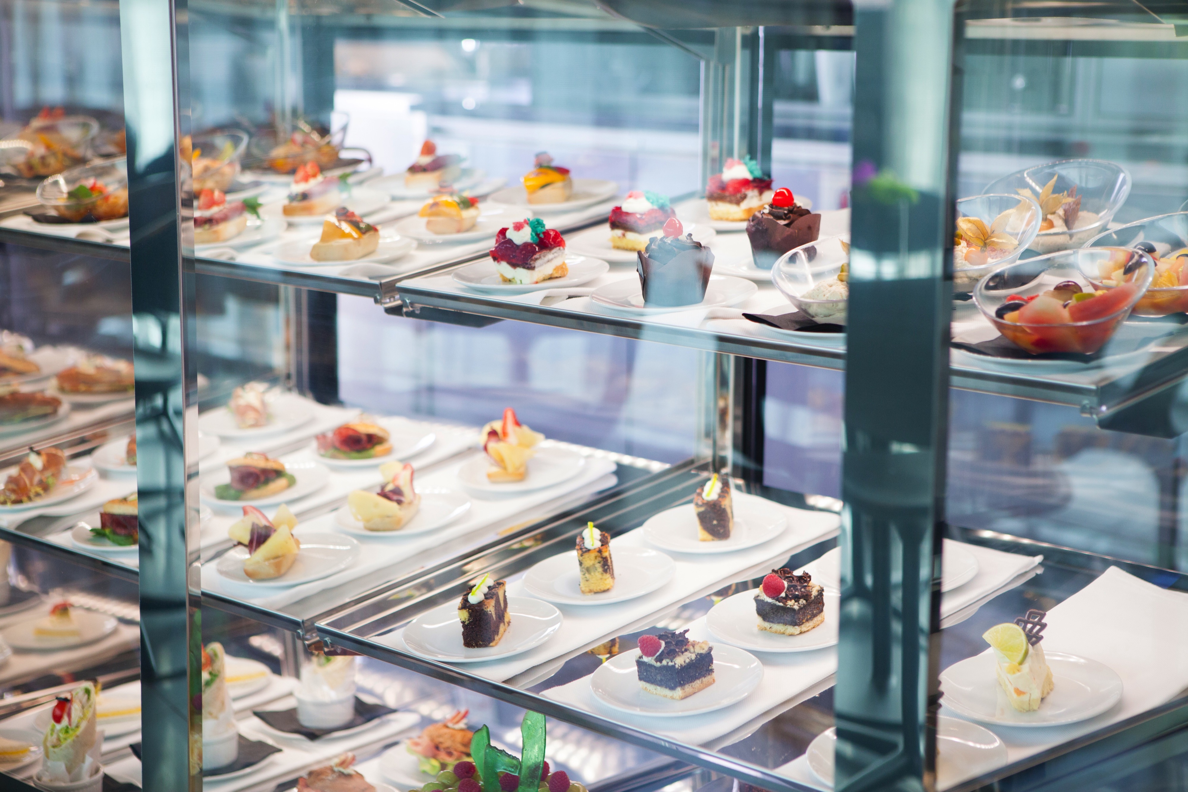 Scenic Luxury Cruises & Tours JASPER River Cafe 6